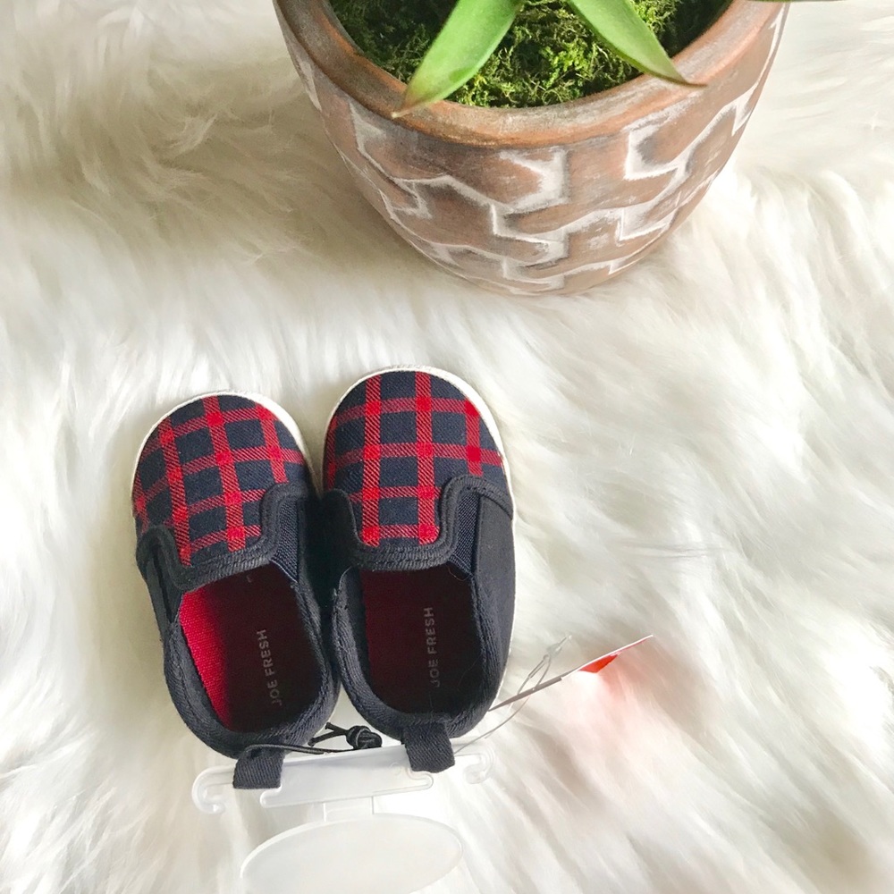 NWT Joe Fresh shoes